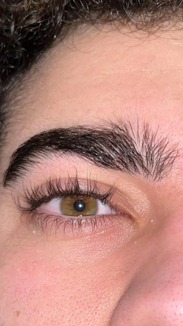 are-my-eyelash-hairs-terminal-yet-pic-v0-h3dttwi1an8c1.webp
