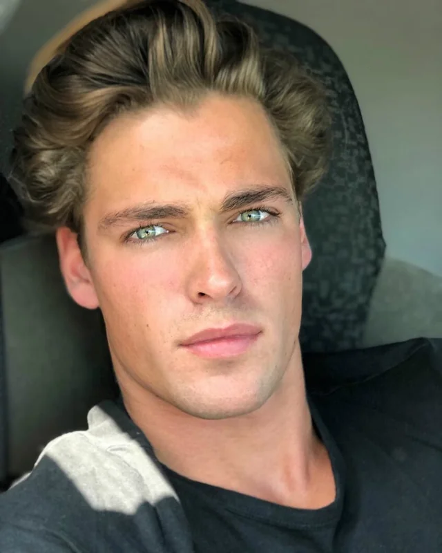 thomas-strijd-v0-49fmcb3hyxy91 (2).webp